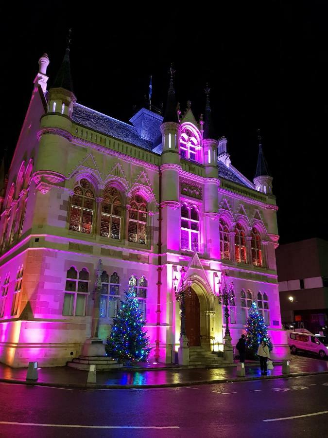 Smart & Cozy Holiday Apartment In The City Centre Inverness Esterno foto